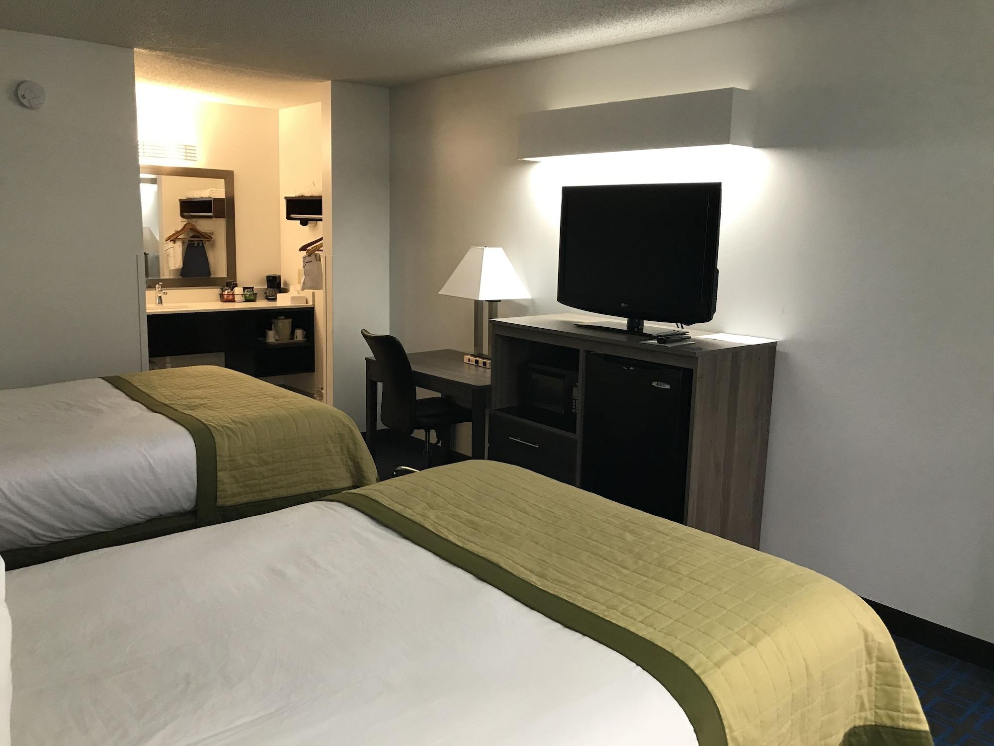 Baymont By Wyndham Anderson Clemson Hotel Bagian luar foto