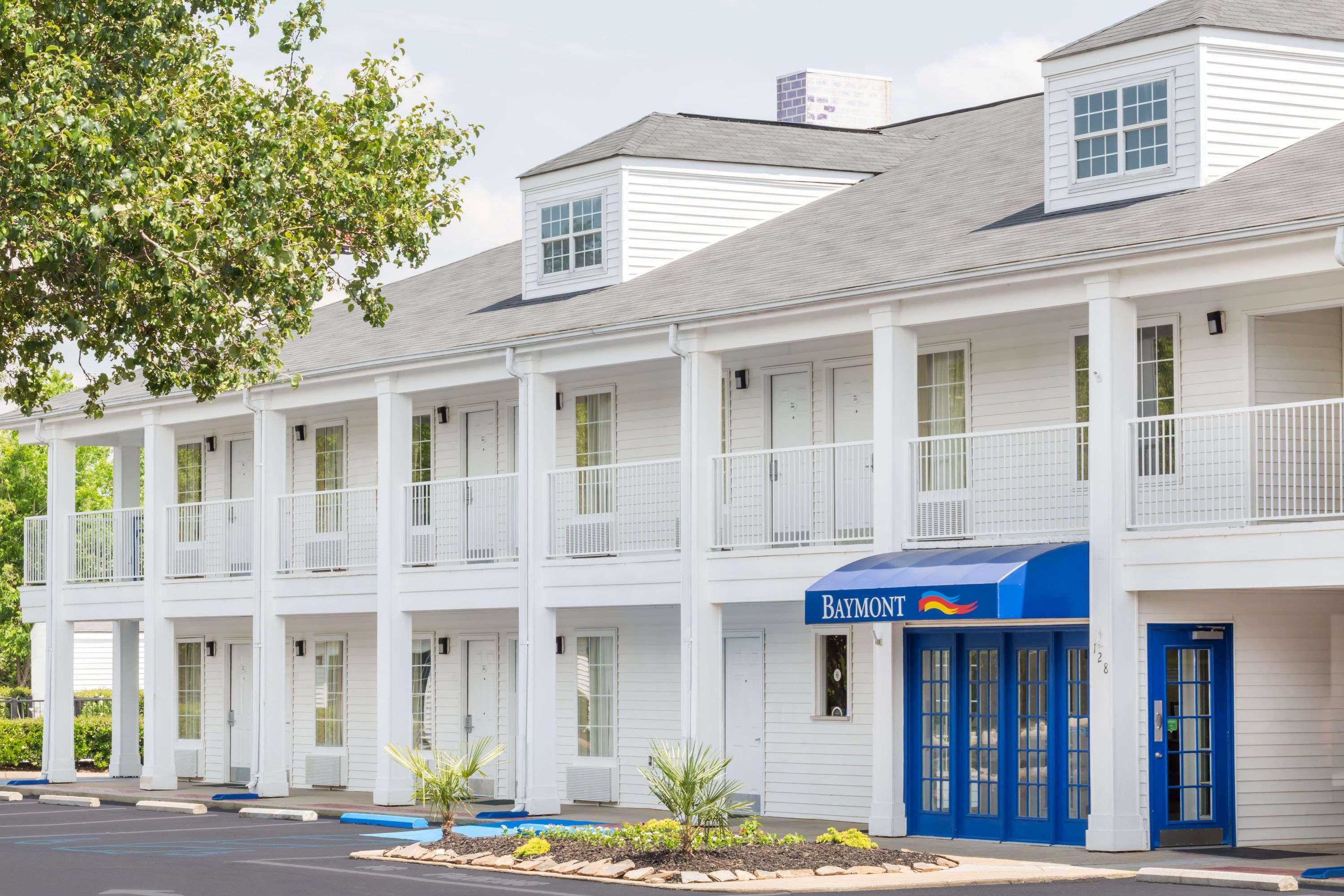 Baymont By Wyndham Anderson Clemson Hotel Bagian luar foto